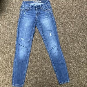 Women’s old navy rockstar jeans, size 0